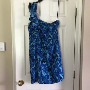 EUC Gianni Bini One Shoulder Dress